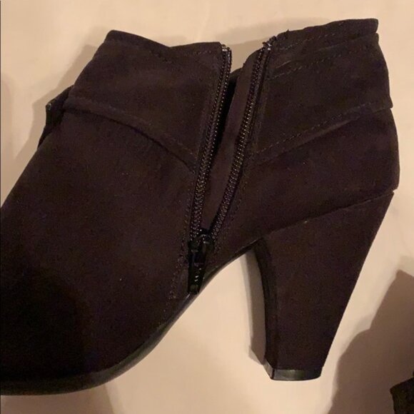 👀 Kim Rogers black bow booties size 9 - Picture 3 of 4
